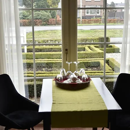 לינה וארוחת בוקר De Rozenhorst