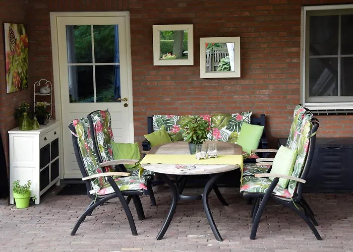 Bed & Breakfast De Rozenhorst 3*